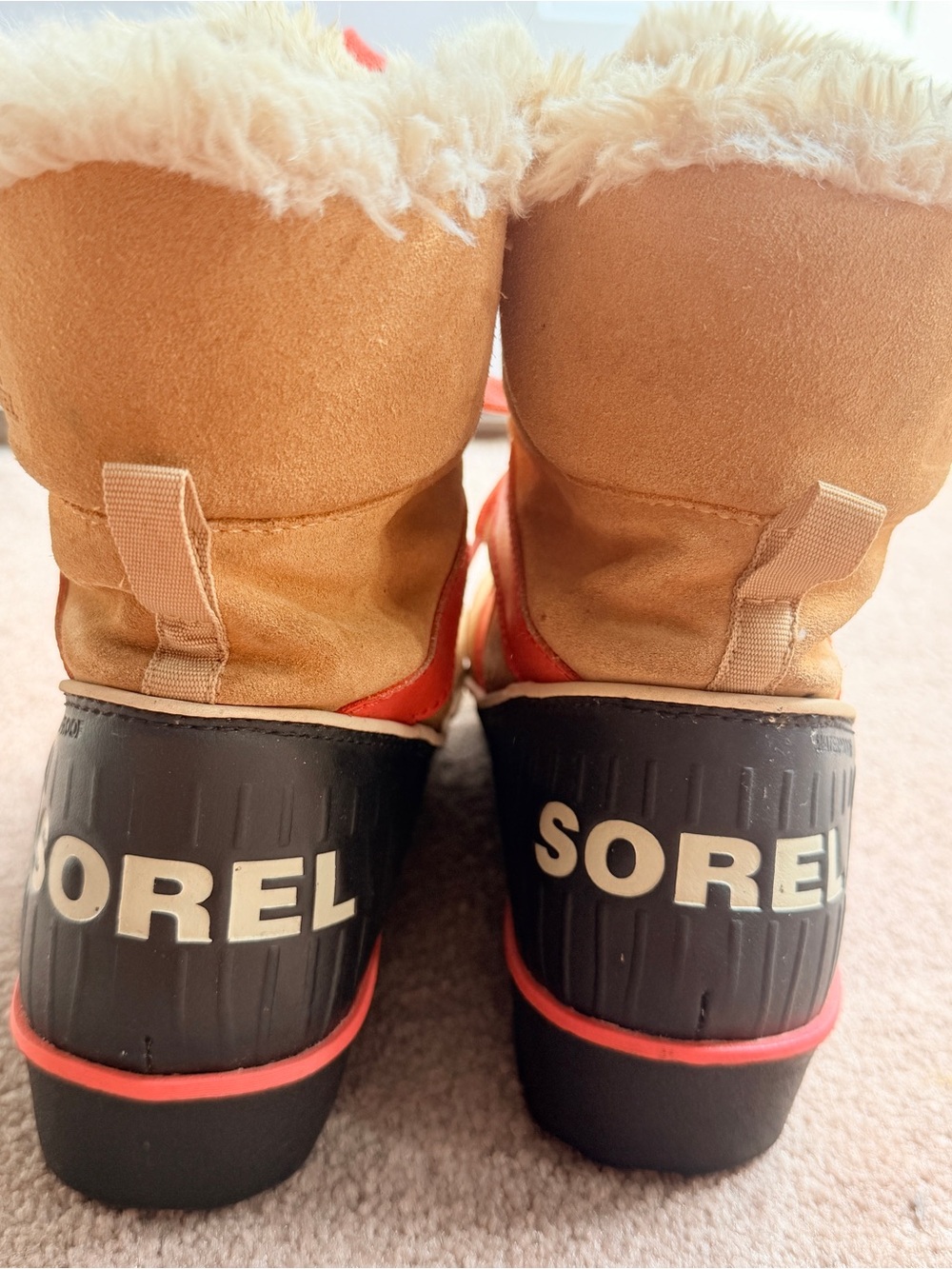 Sorel Tan Suede Winter Boot hot pink laces fur lined size 38 - Picture 2 of 6